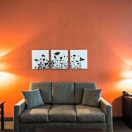 Sleep Inn & Suites Hennessey North Экстерьер фото