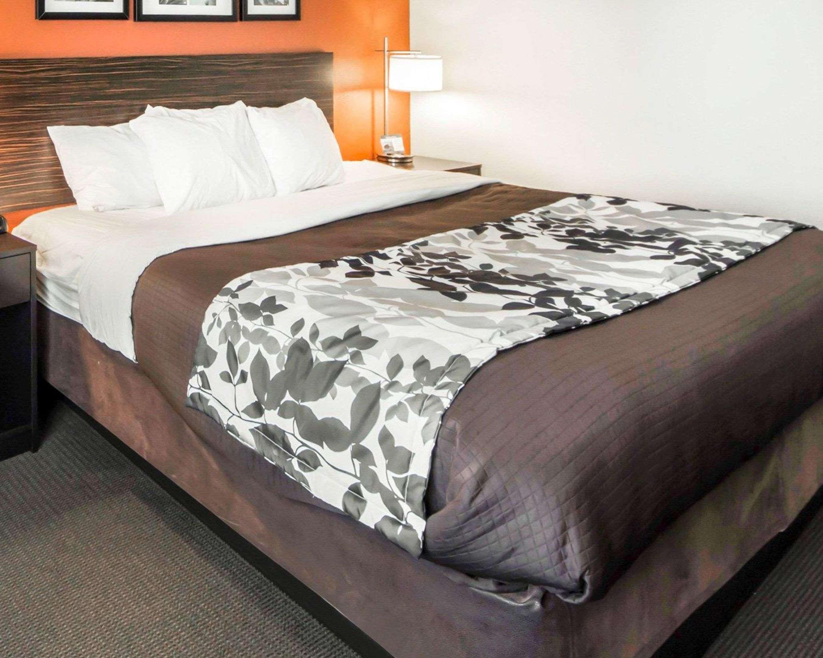 Sleep Inn & Suites Hennessey North Экстерьер фото