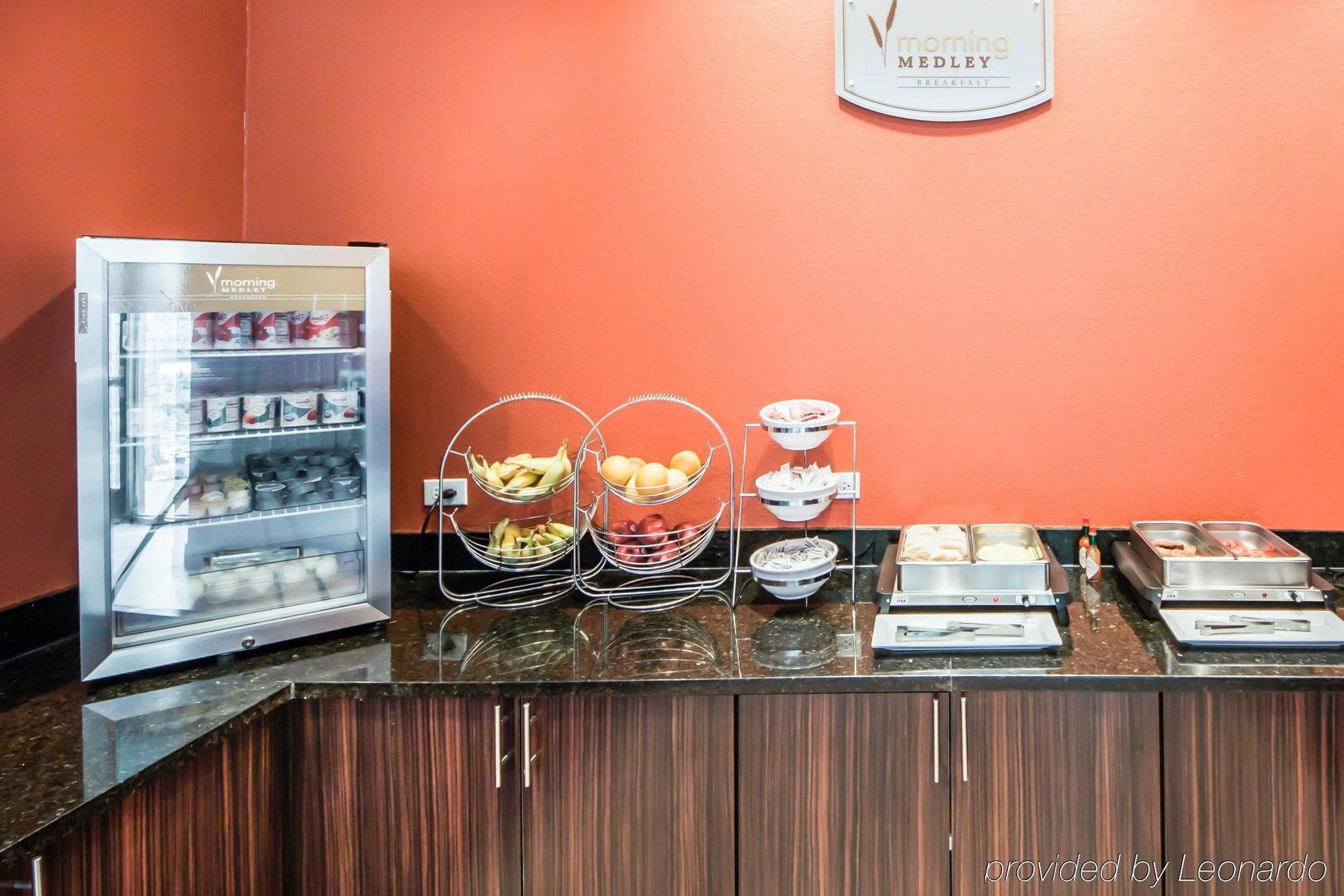 Sleep Inn & Suites Hennessey North Экстерьер фото