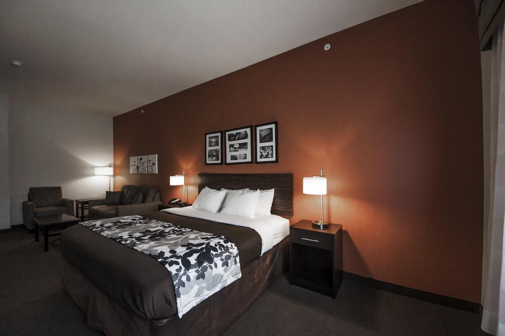 Sleep Inn & Suites Hennessey North Экстерьер фото