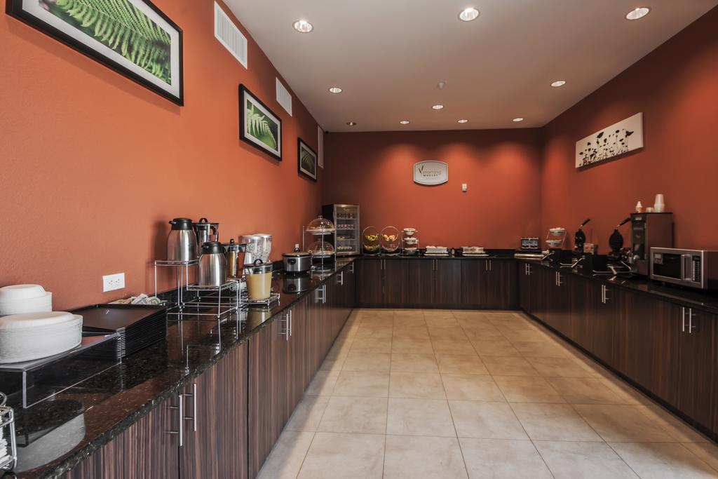 Sleep Inn & Suites Hennessey North Экстерьер фото